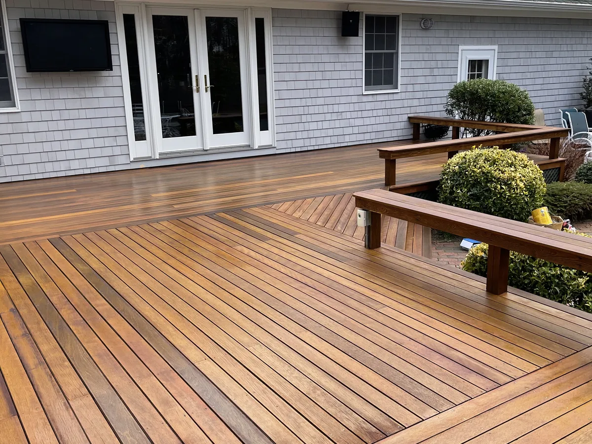 Large deck cleaning result by ClearView on Martha's Vineyard