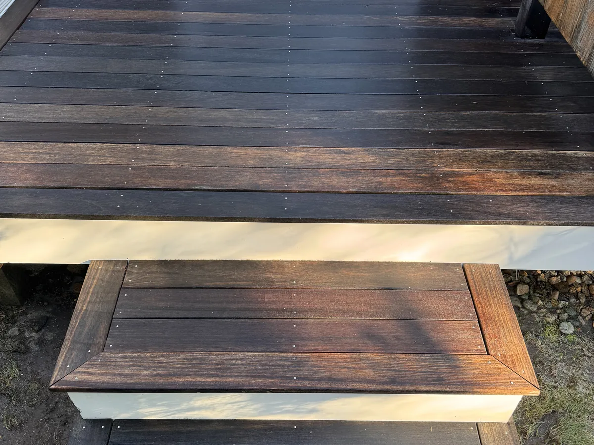 Deck stair cleaning result by ClearView on Martha's Vineyard